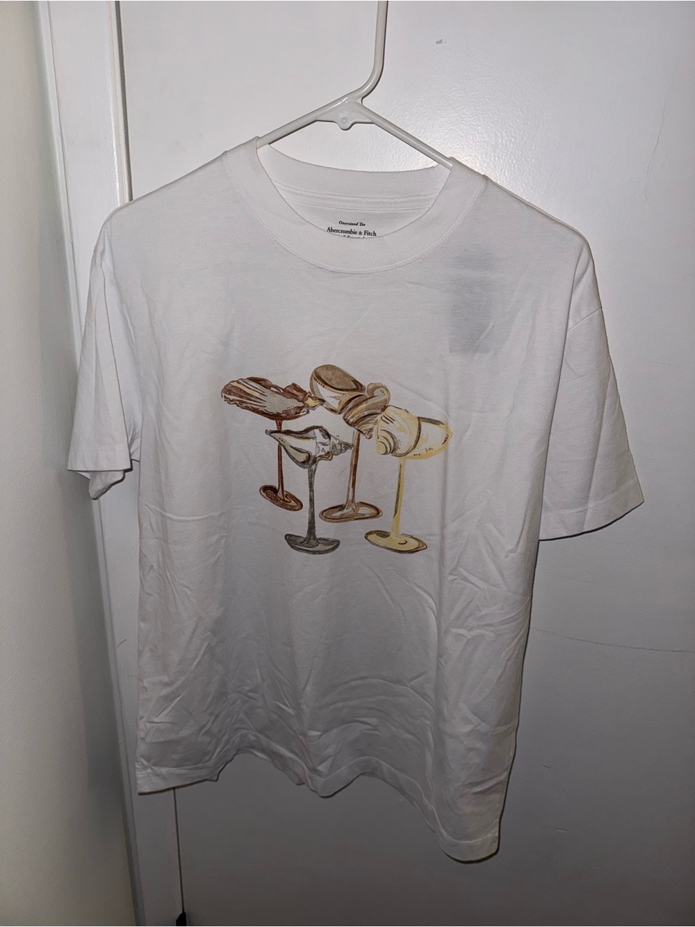 Abercrombie & Fitch White Graphic Shell Cocktails Crewneck T-Shirt Oversized